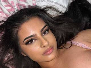 Еротски видео разговор Celinelovely