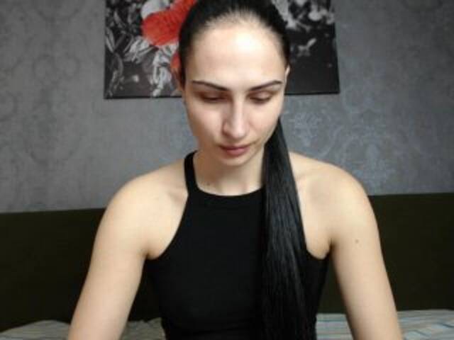 Емитувани слики од екранот charlenebea