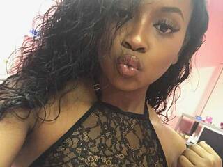 Еротски видео разговор charliebarbie