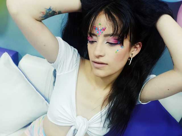 Фотографија на профилот charlott-777