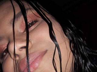 Еротски видео разговор CharlotteHolmin