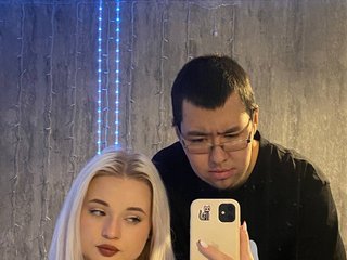 Еротски видео разговор CherriBlossoms