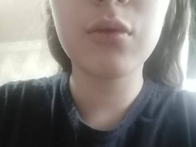 Емитувани слики од екранот cherry-cake