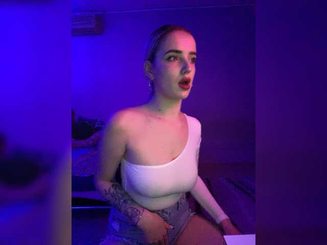 Емитувани слики од екранот SweetCherry02