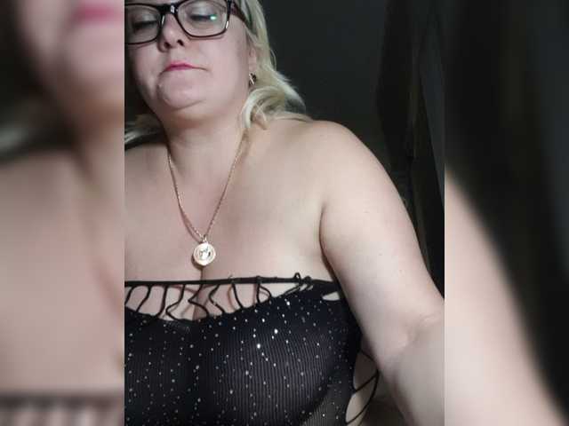 Емитувани слики од екранот CHERRY786