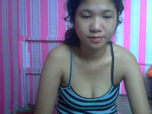 Емитувани слики од екранот cherryblossom