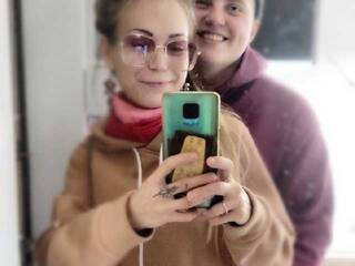 Еротски видео разговор Chery-n-Nana