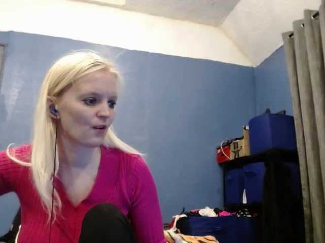 Емитувани слики од екранот chillyhicks