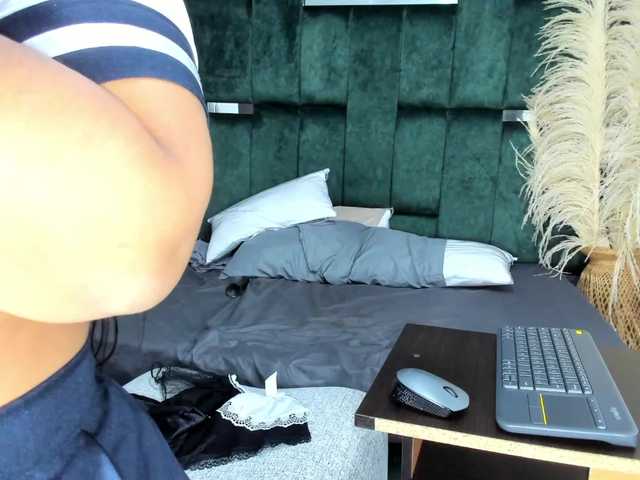 Емитувани слики од екранот Chloe_nt