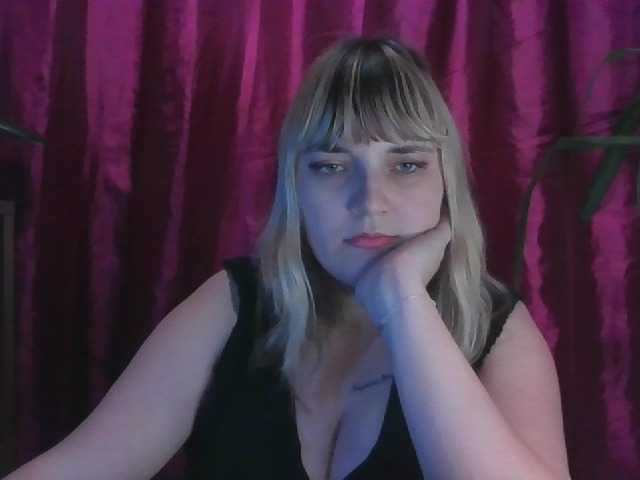 Емитувани слики од екранот CindyLeeman