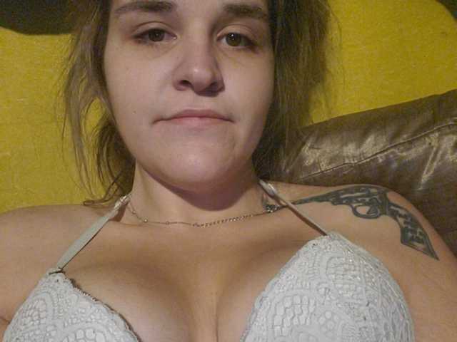 Емитувани слики од екранот CindyMonroe