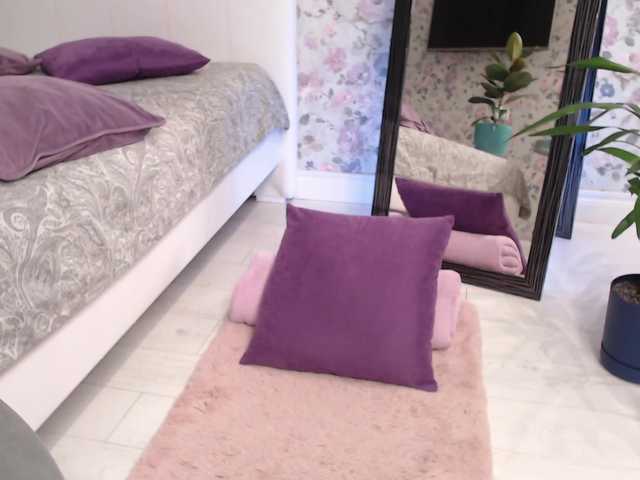 Емитувани слики од екранот ClaraBendover