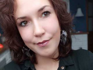 Еротски видео разговор ClaudiaMiss