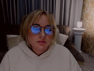 Еротски видео разговор CloeHarris
