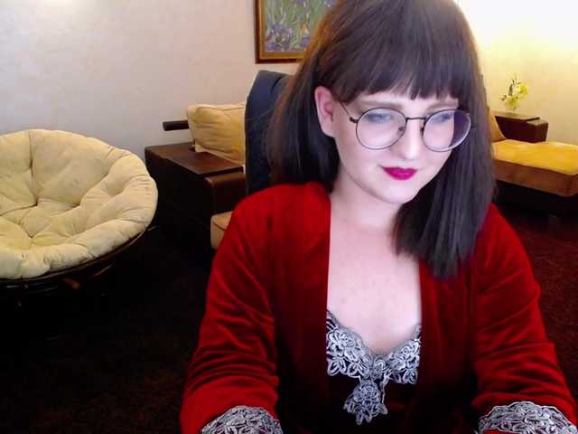 Емитувани слики од екранот CloudOfTender