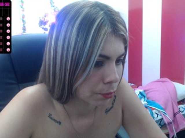 Емитувани слики од екранот CocoRochar