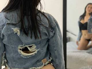 Еротски видео разговор ConyBiker