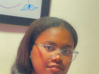 Еротски видео разговор CorinaWeit