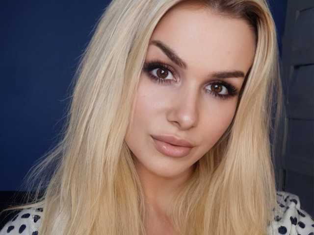 Фотографија на профилот Cornelia22hot