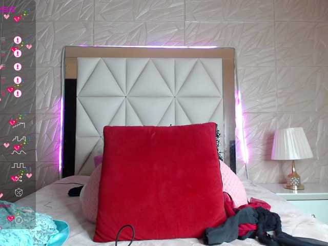 Емитувани слики од екранот cosmicwitch