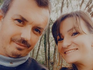 Еротски видео разговор Coupleaureale