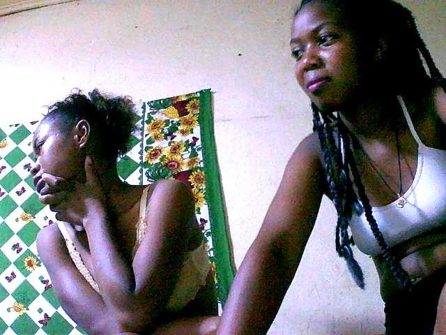 Емитувани слики од екранот couplesex2