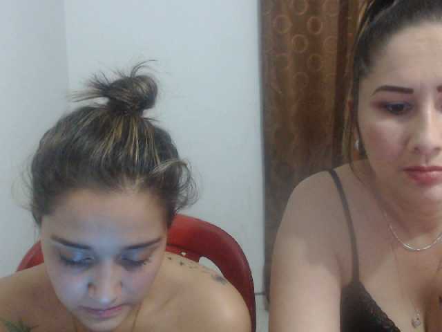 Емитувани слики од екранот Crazzywomenn