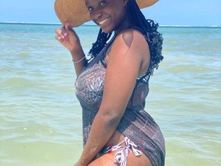 Еротски видео разговор Creamybre