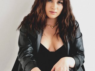 Еротски видео разговор CrimsonDusk