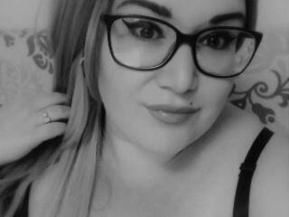 Еротски видео разговор CrissyBBW