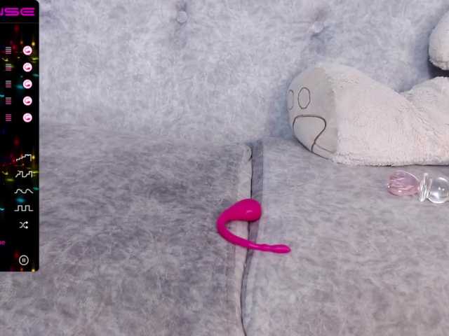 Емитувани слики од екранот CristalRous