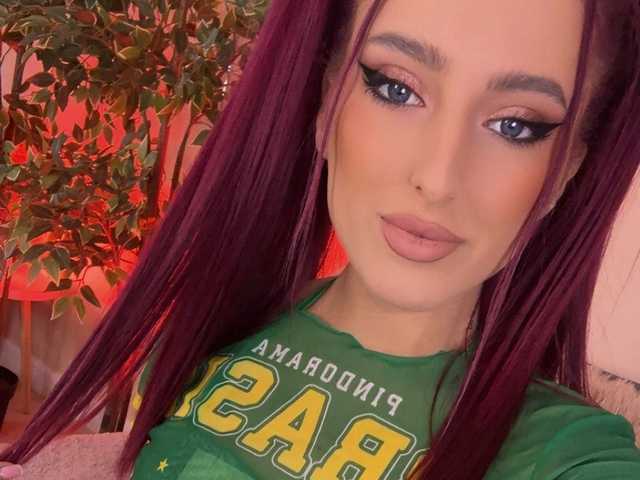 Фотографија на профилот CrystalRed