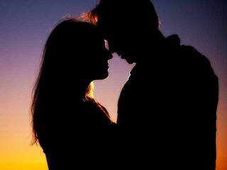 Еротски видео разговор Cucumberss