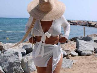 Еротски видео разговор Curvy-maxy9