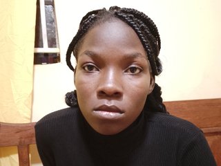 Еротски видео разговор Cute-Ebony
