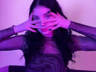 Еротски видео разговор CuteCurly18