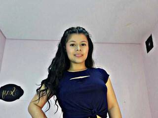 Еротски видео разговор Cutenia