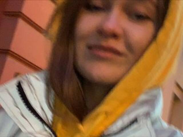 Емитувани слики од екранот Eliness