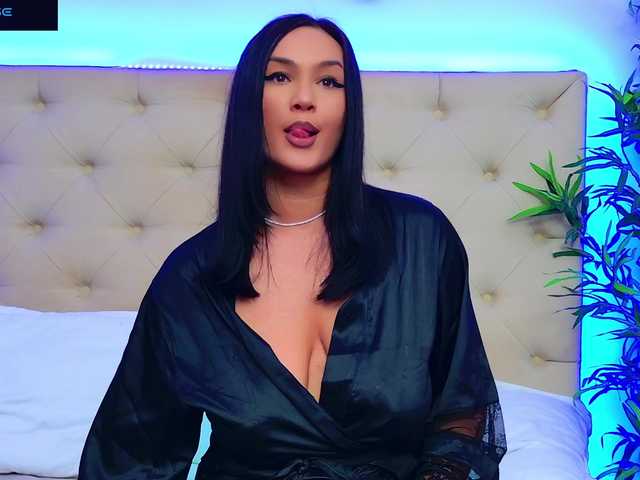 Емитувани слики од екранот DaliyaArabian