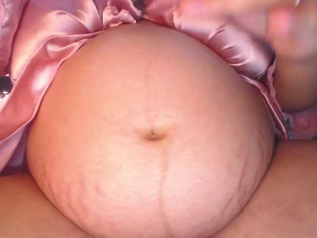 Емитувани слики од екранот daniela-boobs