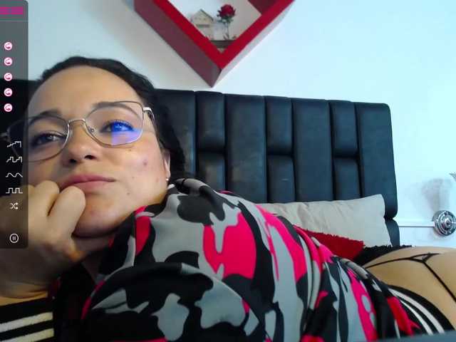 Емитувани слики од екранот DanielaPaez