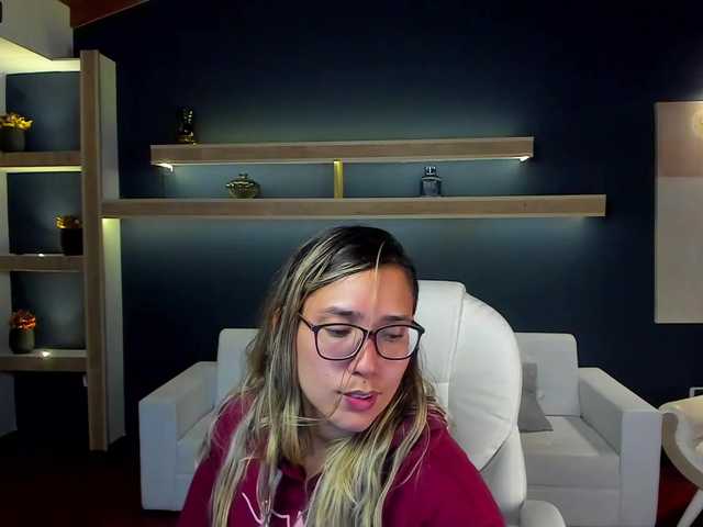 Емитувани слики од екранот DANIELARIVERA