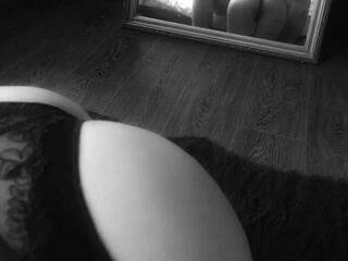 Еротски видео разговор DanikLev3001