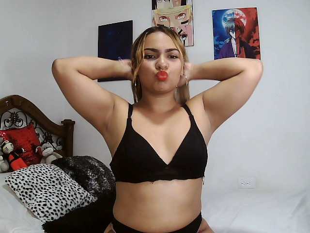 Фотографии DannaStyles Show tits #Bigass #young #latina #ass #cum #squirt #Curvy #Ass #New