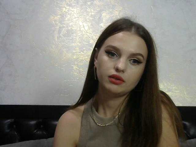 Емитувани слики од екранот Sonya5555