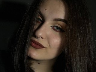 Еротски видео разговор Dark-Shine