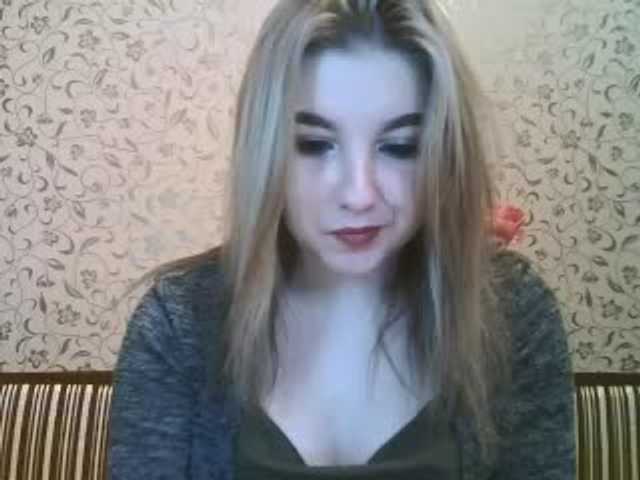 Емитувани слики од екранот Srortnisa