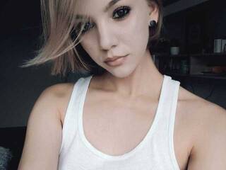 Еротски видео разговор DASHII