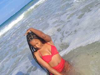 Еротски видео разговор DeliciousDollDaisy