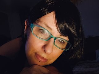 Еротски видео разговор Denise79